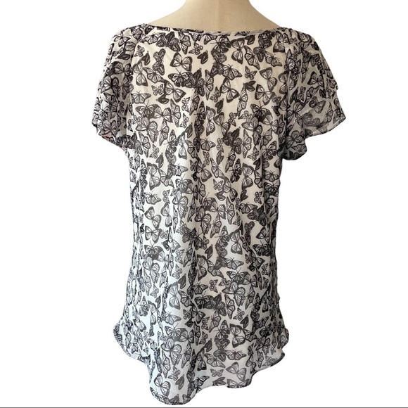Classic Editions butterfly print short sleeved blouse  CUTE - Picture 4 of 11